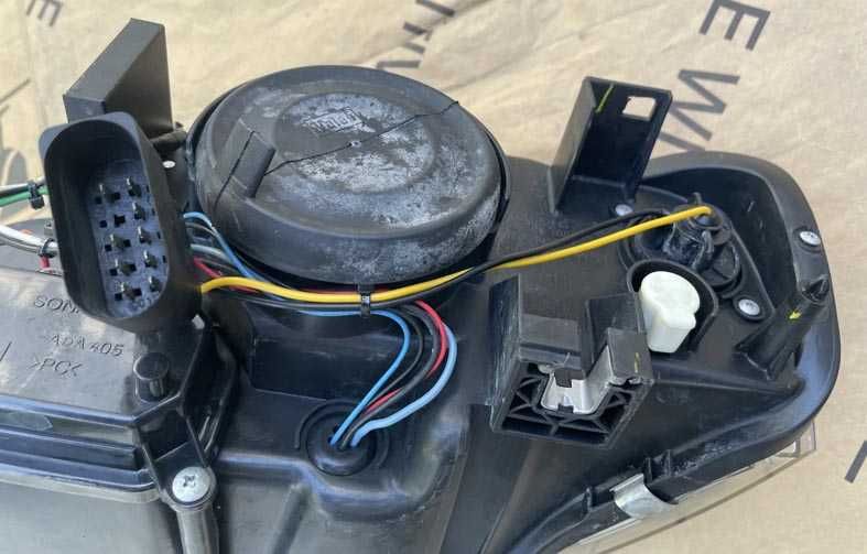 otica frontal ESQ/DT audi A4 B7