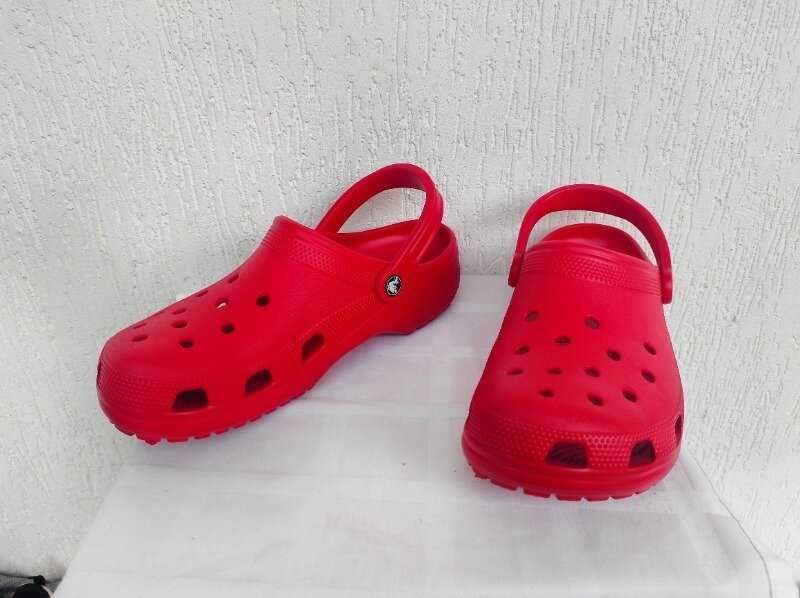 Босоножки шлепки Crocs р.42.5-43