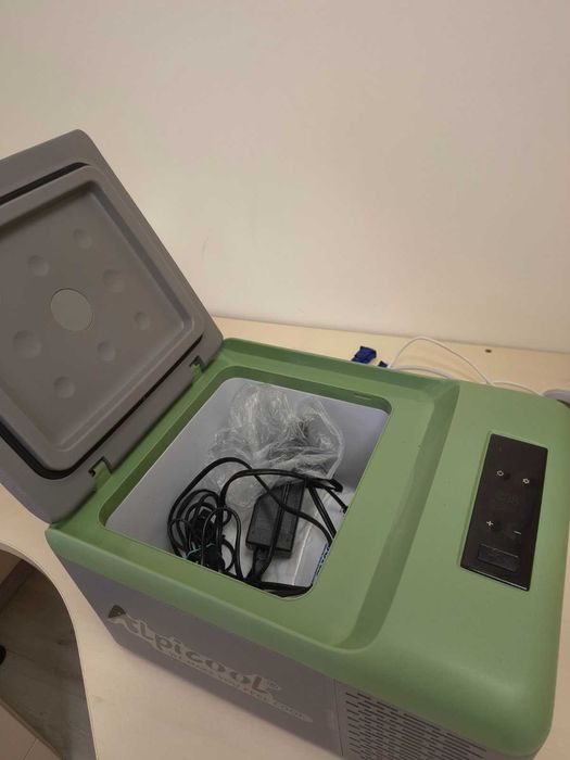 Автохолодильник компресорний Alpicool c9