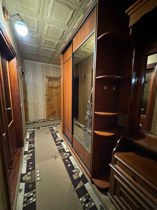 Продаж 3 кімнатної квартири в районі Північного