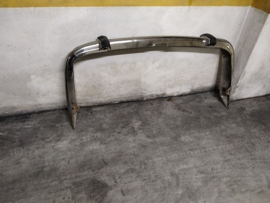 Parachoque Peugeot 404