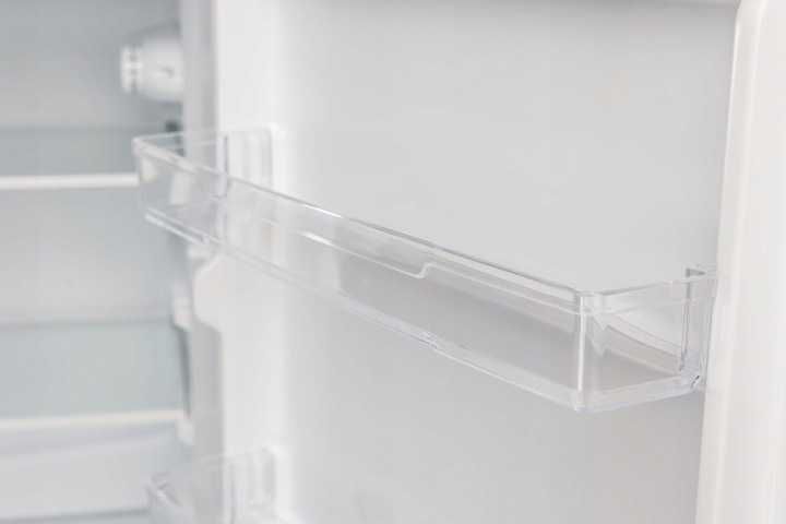 Lodówka INOX 152 cm z zamrażarką, Low Frost, 174L - Cicha i oszczędną