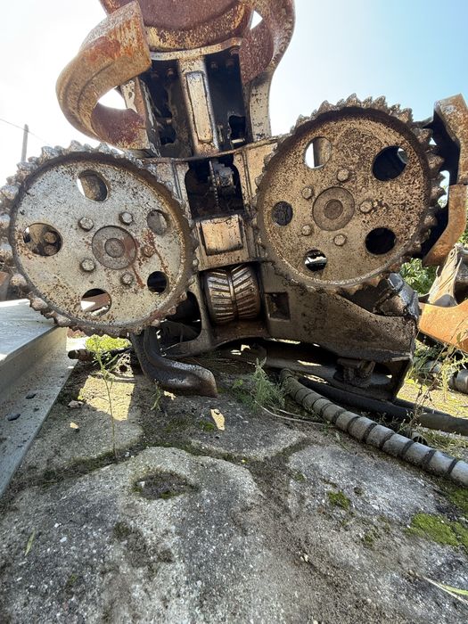 Glowica komatsu szt 2