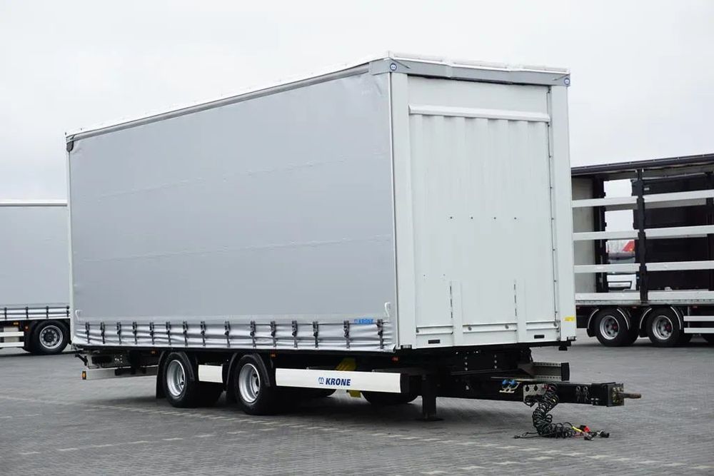 Krone TANDEM / FIRANKA / 19 PALET / DŁ. 7,75 M