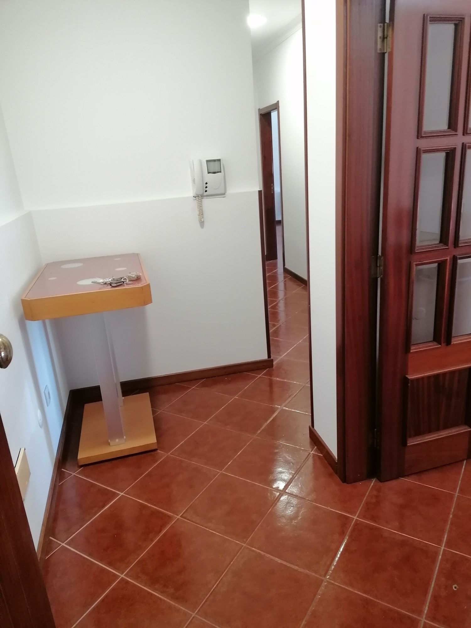 Alugo Apartamento t2