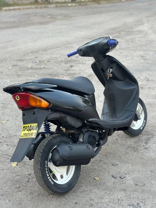 Продам скутер Сузукі летс 2 бабочка