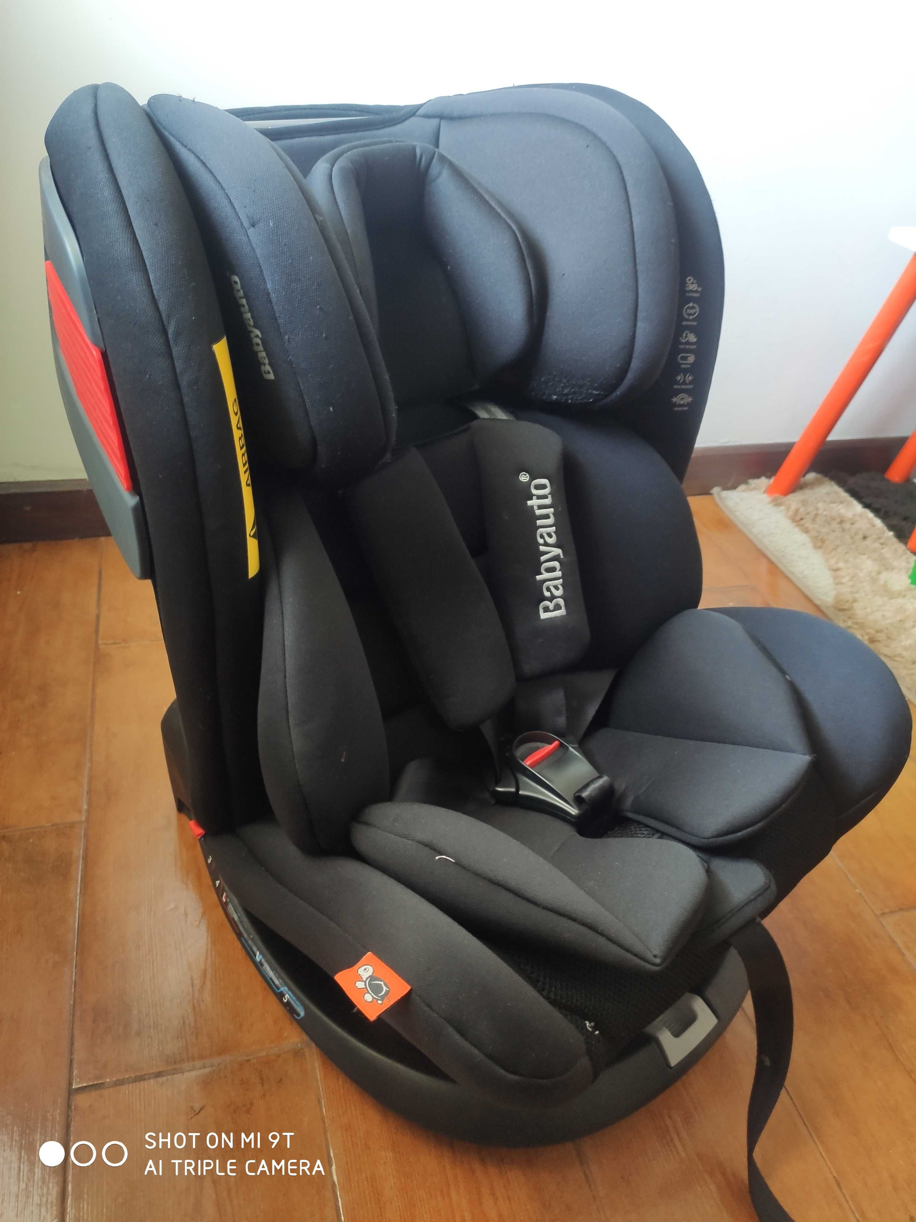 Cadeira e Carrinho de passeio como novos