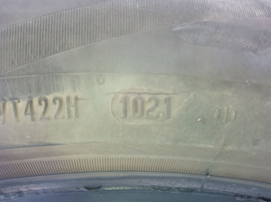 Vendo 2 pneus 235/50 R20 Pirelli Scorpion zero, ALL seasons