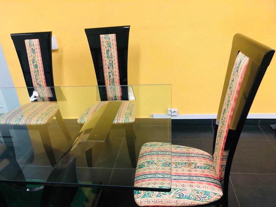 Włoski szklany stół i 6 krzeseł
