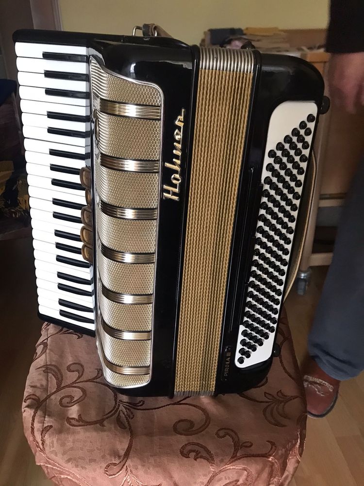 Akordeon Hohner Pirola III