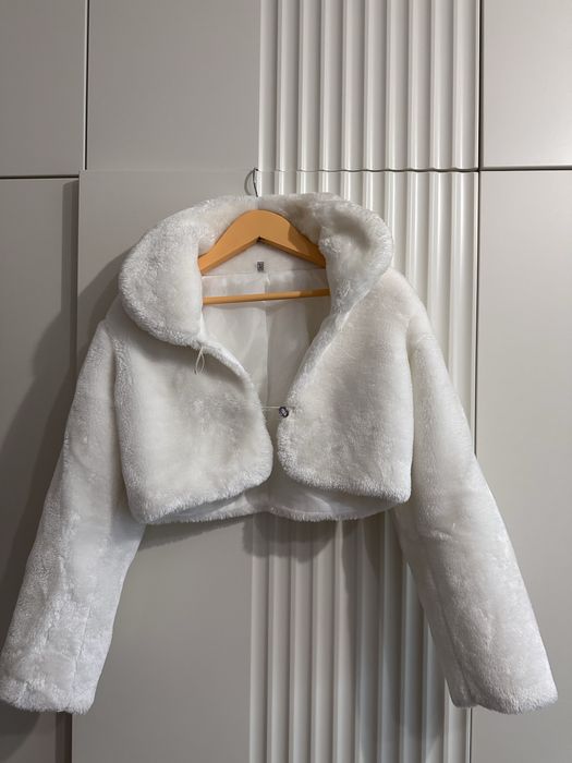 Шубка штучна, накидка