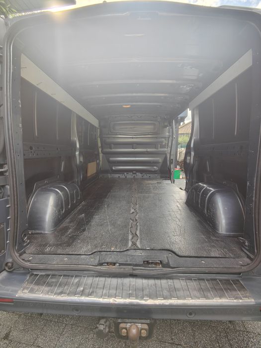 Opel Vivaro 2012