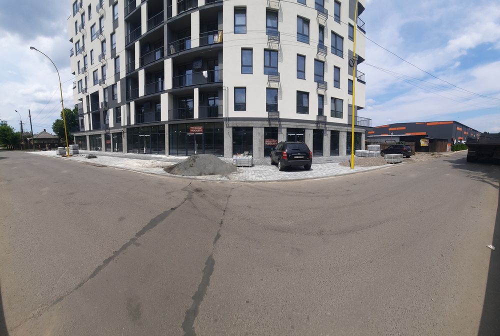 Комерційне приміщення в серці Ужгорода з паркінгом біля ТЦ-інвестиція1