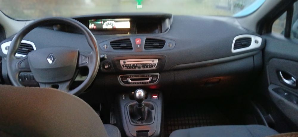 Renault Scenic 1.5 dci
