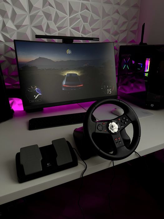 Ігрове кермо та педалі Logitech Formula Vibration Feedback Wheel