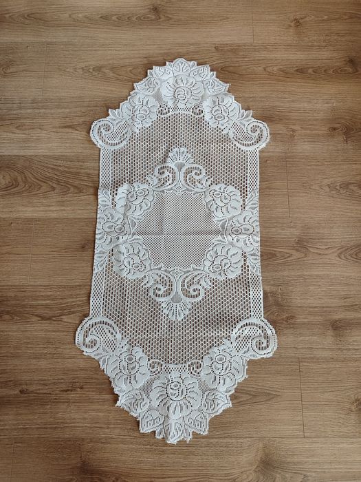 Obrusek/bieżnik biały 110x50