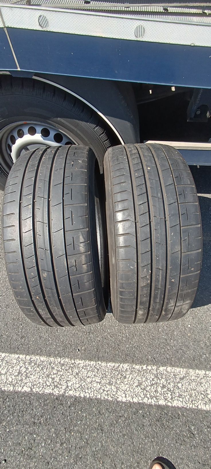 Opony Pirelli pzero  235.35.19  2szt