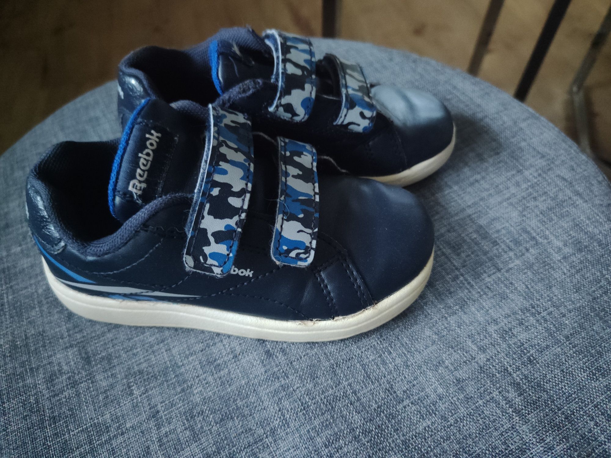 Reebok buty dziecięce adidasy chłopięce 25