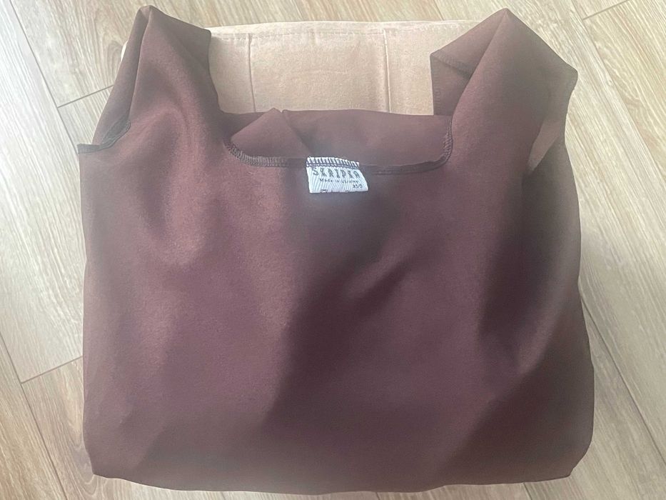 Жіночий коричневий костюм-двійка: жилет і піджак