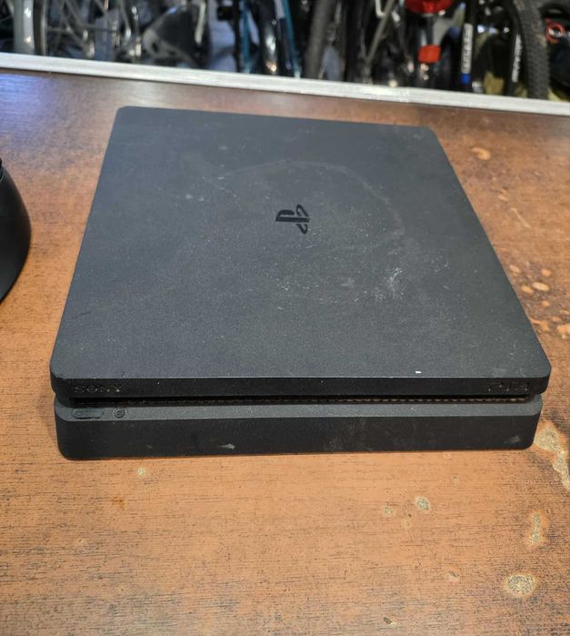 Konsola Ps4 1tb cuh-2216b