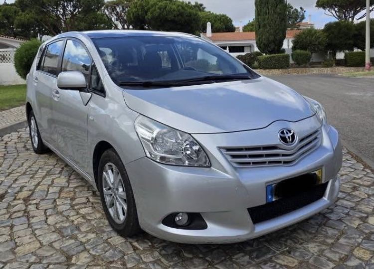 Toyota verso 7 lugares