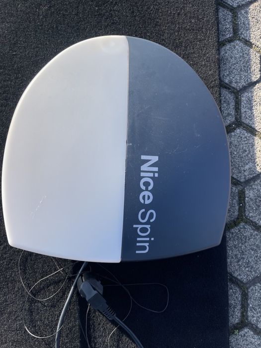 Електропривод Nice SPIN 6041 для воріт гаражних підйомних секційних