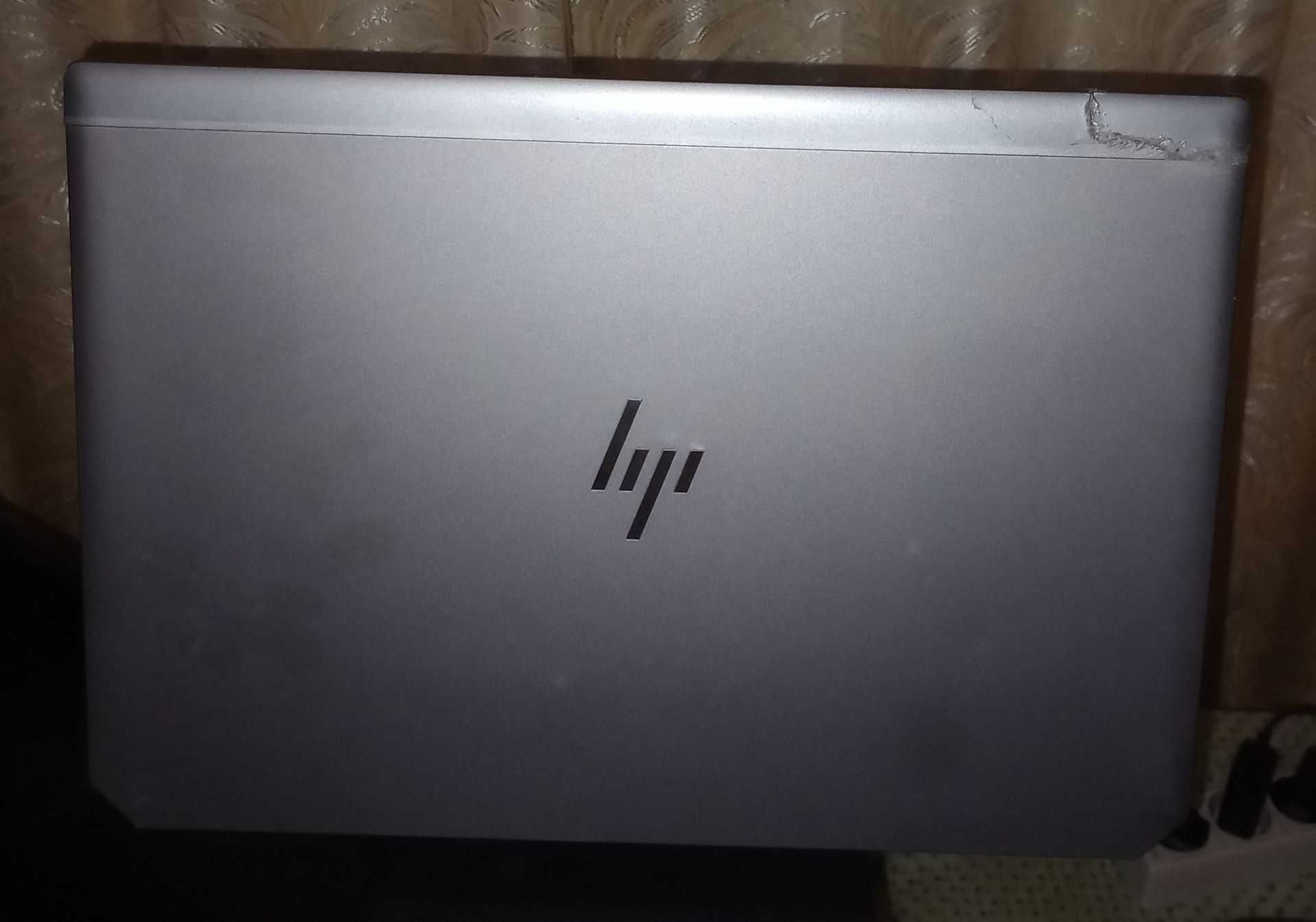 Hp zbook 15 g6/ 8 ядер xeon e-2286m/32gb/256gb ssd/t2000 4gb