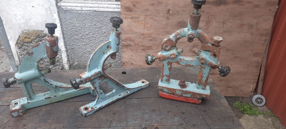 Люнети  на токарний станок. Та кулачки токарні до токарних патронів