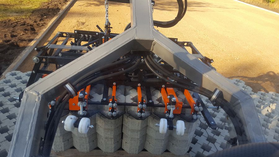 Układarka do kostki brukowej Optimas Probst Wypożyczalnia Wynajem