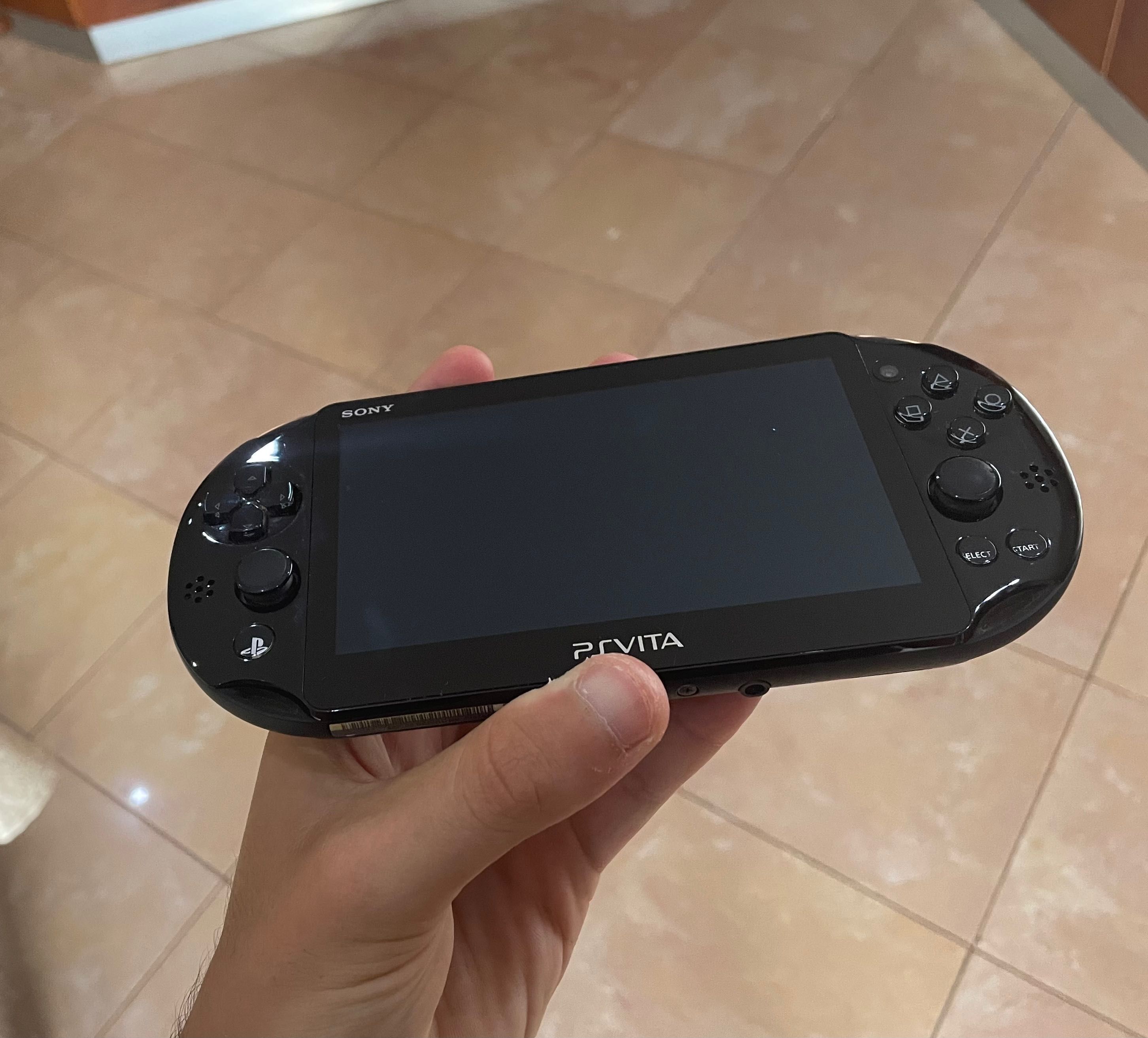 PlayStation vita usada, jogos e capa de proteção