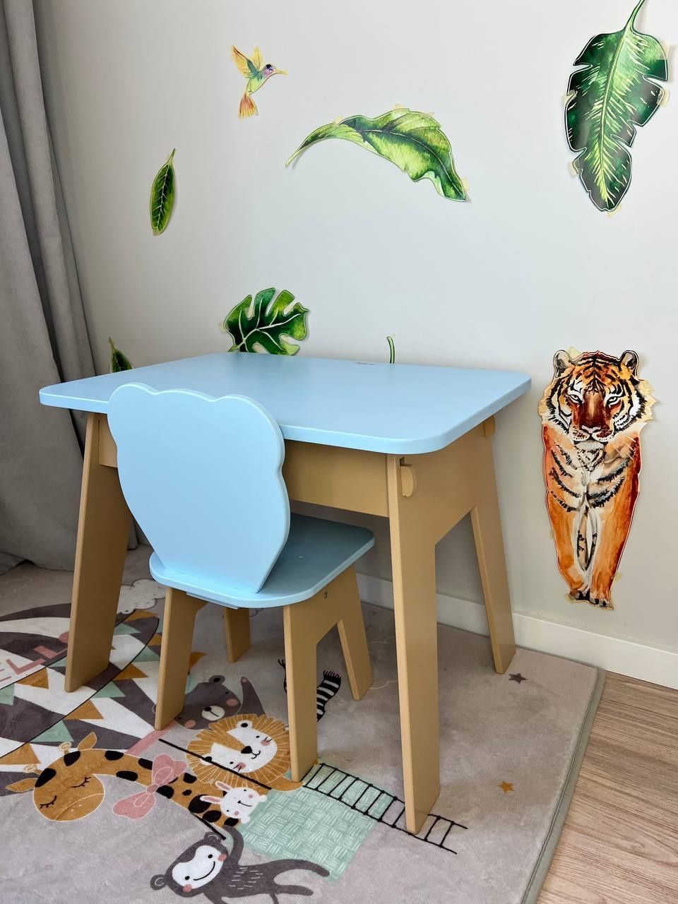 Дитячий стіл та стільчик стол и стульчик парта стіл з пеналом