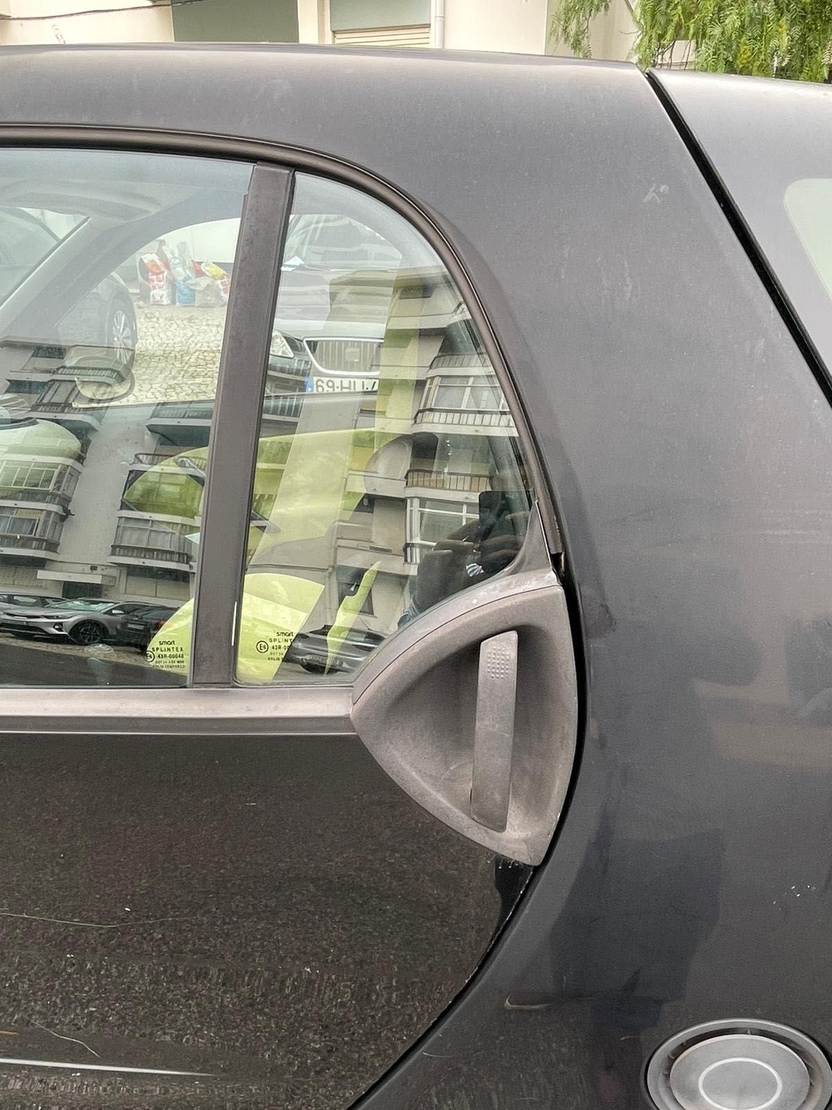 Vende-se Smart 2001 – econômico, urbano e em ótimo estado!