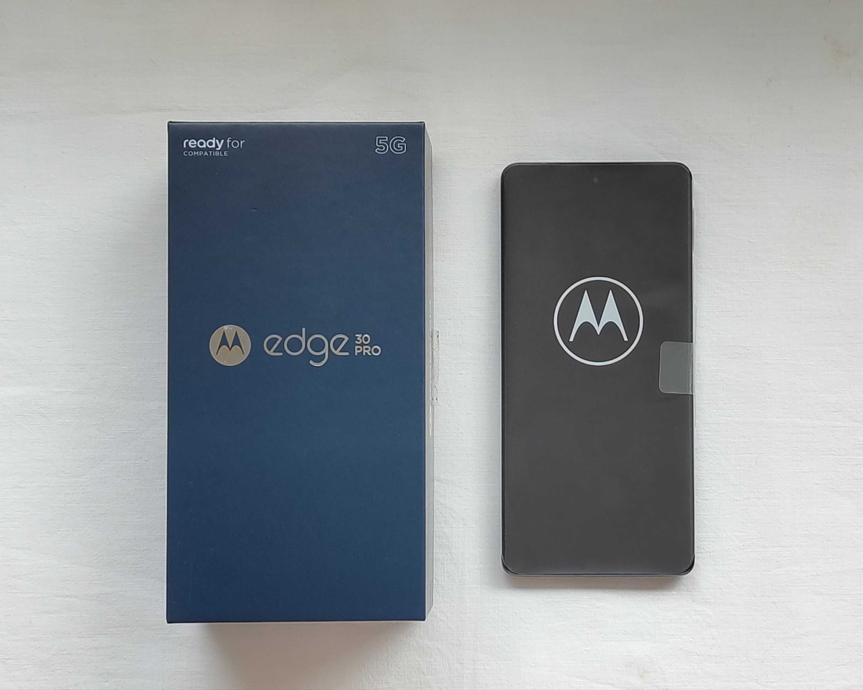 Motorola Edge 30 Pro 5G 12/256 GB niebieska nie na raty gwarancja