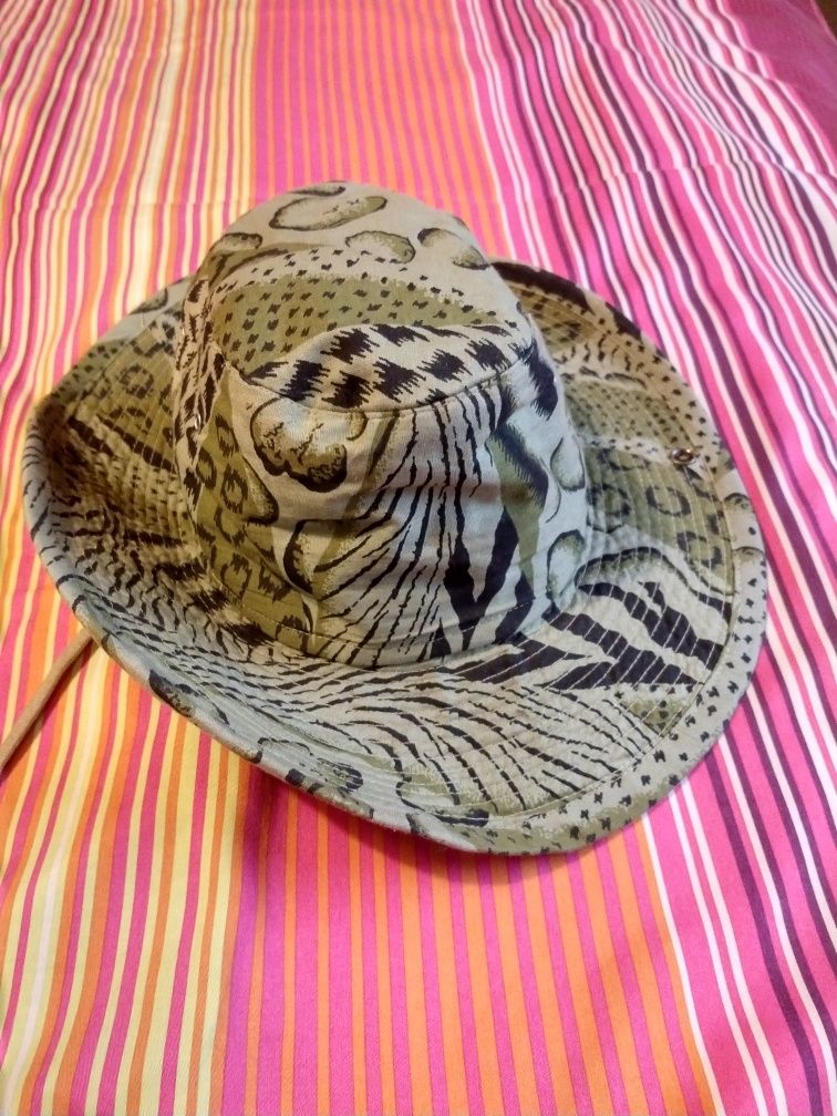 Kapelusz safari . Unisex. 100%cotton