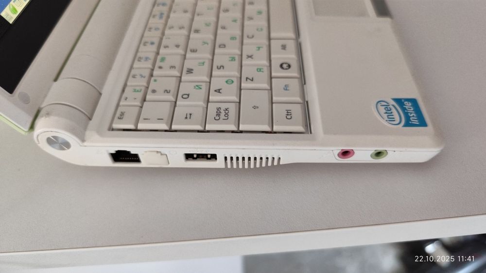 Нетбук (mini) ASUS