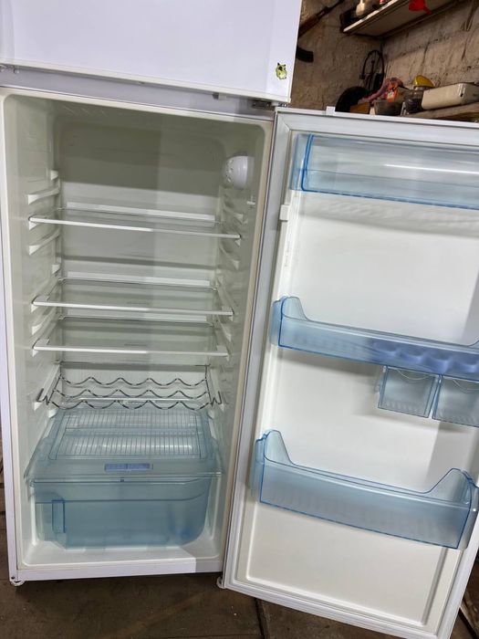 Холодильник BEKO