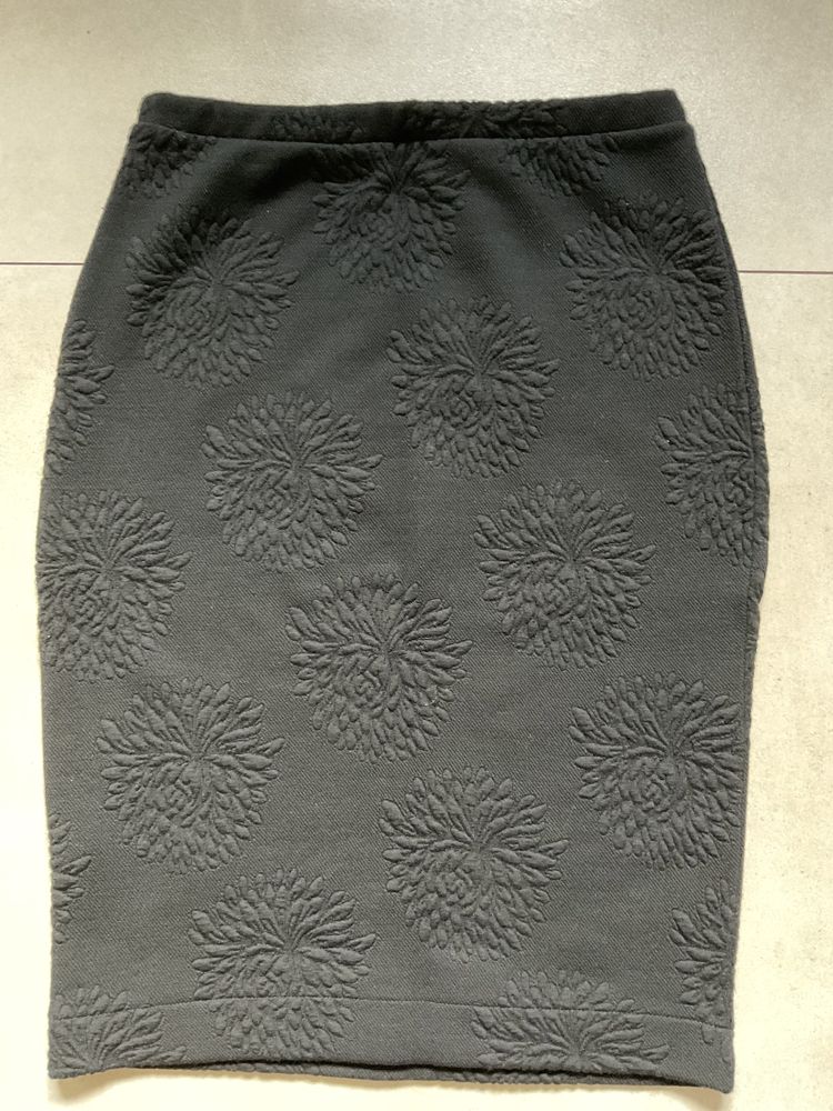 Spódnica Simple - czarna, rozmiar 38