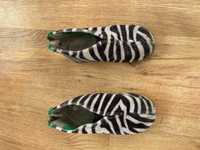 Kapcie, butki Slippers Family Zebra, rozmiar 27 / 17 cm wkładka