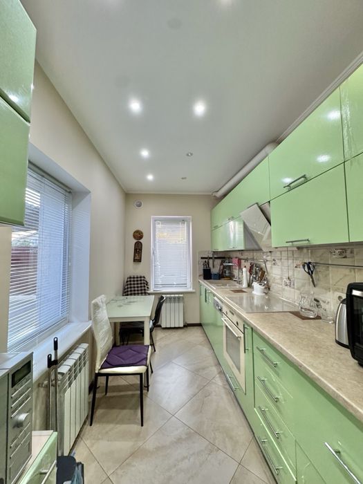 Продаж будинку на 173 кварталі вулиця Паризька. Є Сертіфікат