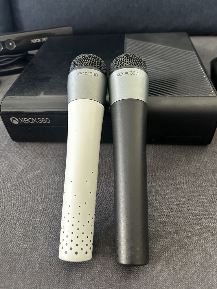 Xbox 360E 500GB + 2 pady + 15 gier + 2 mikrofony + kinect