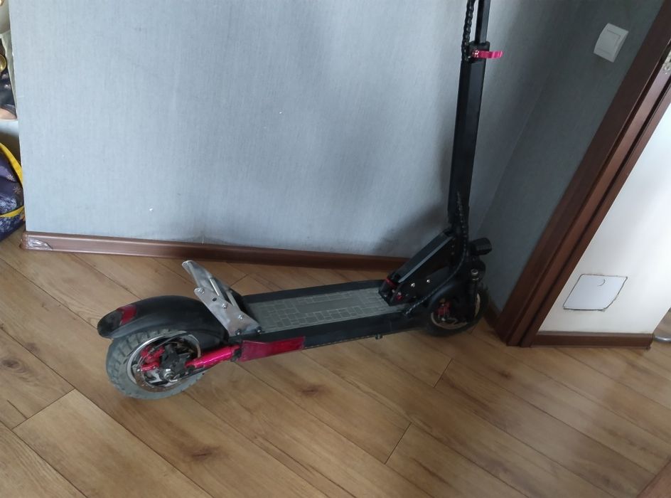 Продам електро самокат