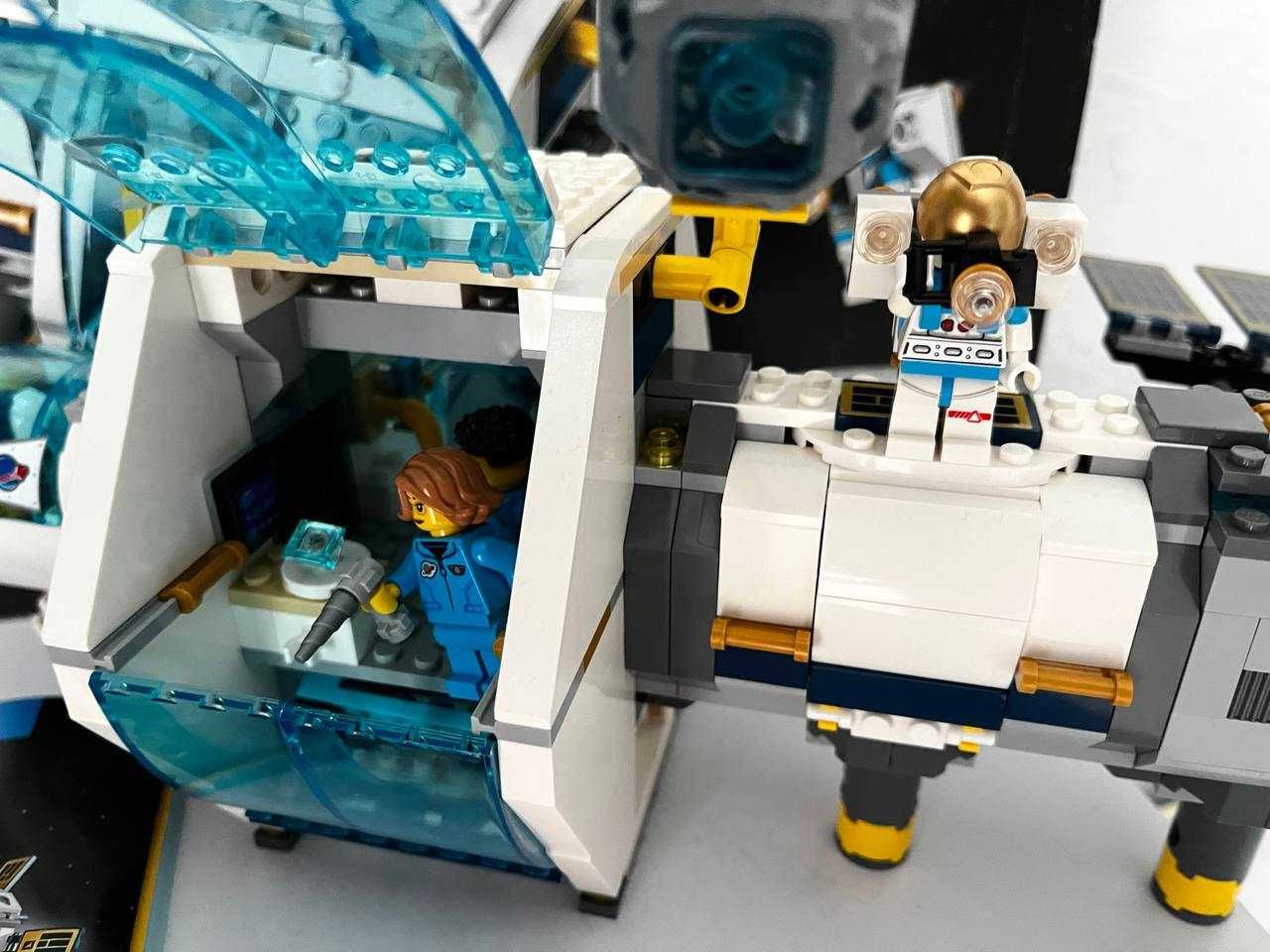 LEGO City 60349 Lunar Space Station Місячна космічна станція