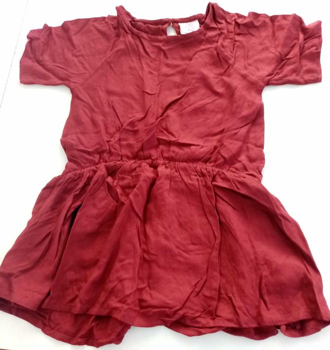 vestido: para 4 / 5 anos, bordeaux, Lefties, muito bom estado, só 1€!