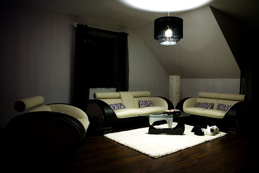 Stolik kawowy (szkło + drewno)