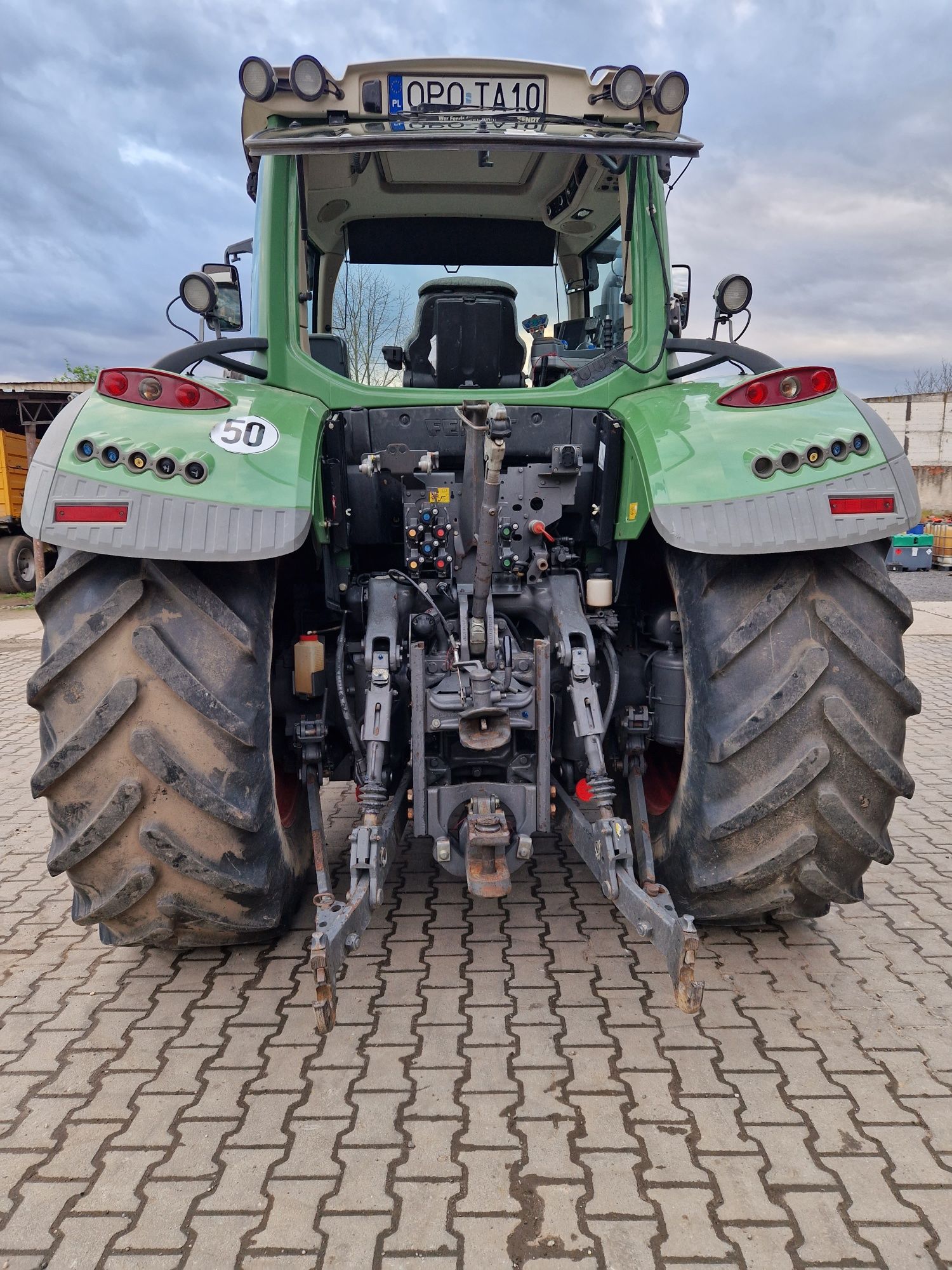 Fendt 714 SCR PROFI