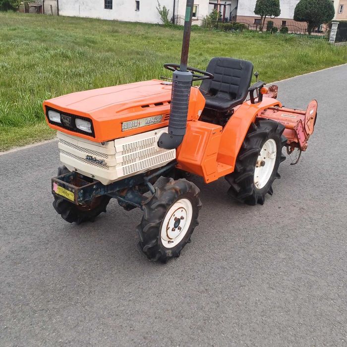 Traktor traktorek ogrodowy KUBOTA B1400 4x4 ZESTAW
