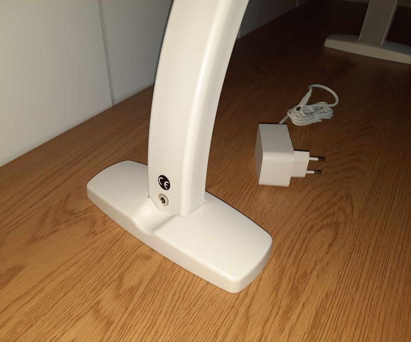 Lampka biurkowa to the moon księży nowa