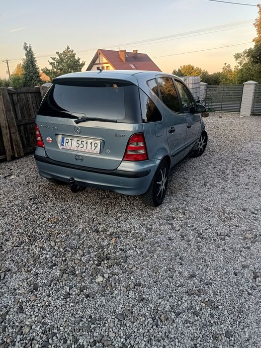 Mercedes Benz A160