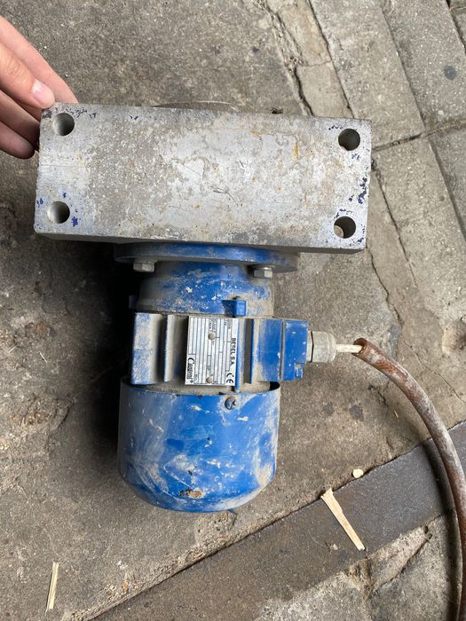 silnik besel 0.18 kw typ skh 63-2a