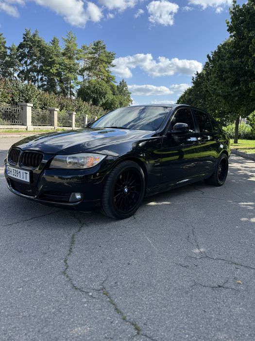 BMW e90, 3.0i, 2011p